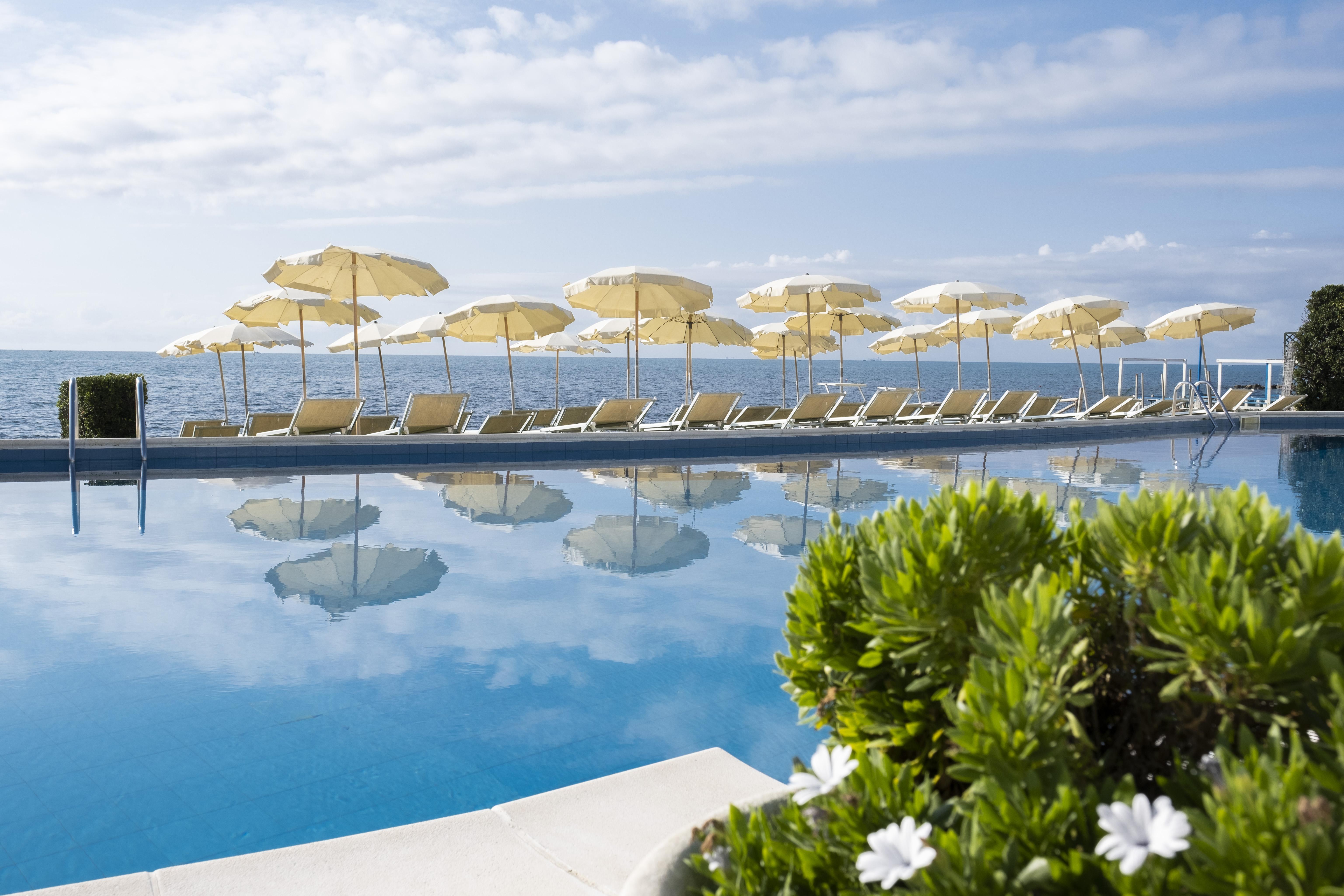 Hotel Cavalluccio Marino Santa Marinella Exterior photo