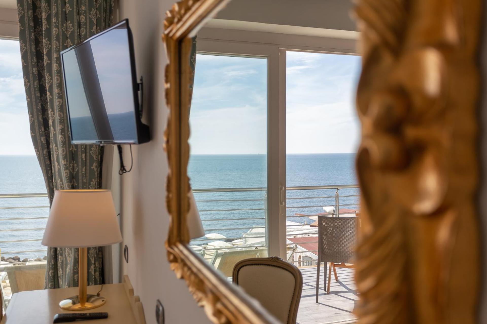 Hotel Cavalluccio Marino Santa Marinella Room photo